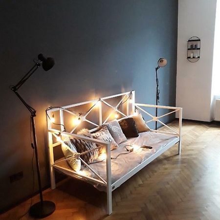 Modestm#Ilike# Apartment Lviv Ngoại thất bức ảnh